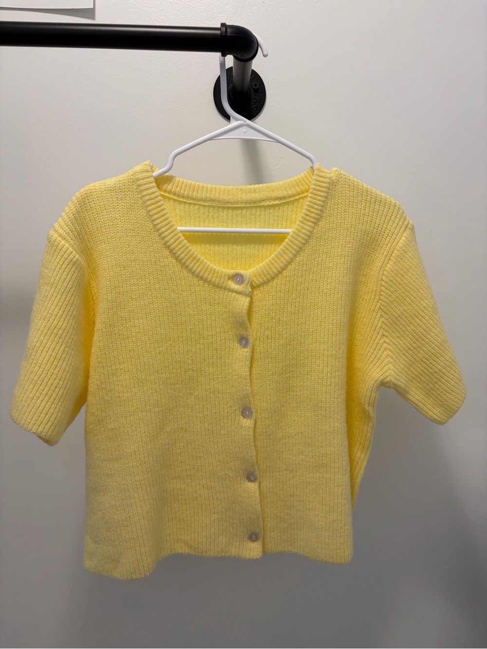 Soft Yellow Short-Sleeve Knit Cardigan